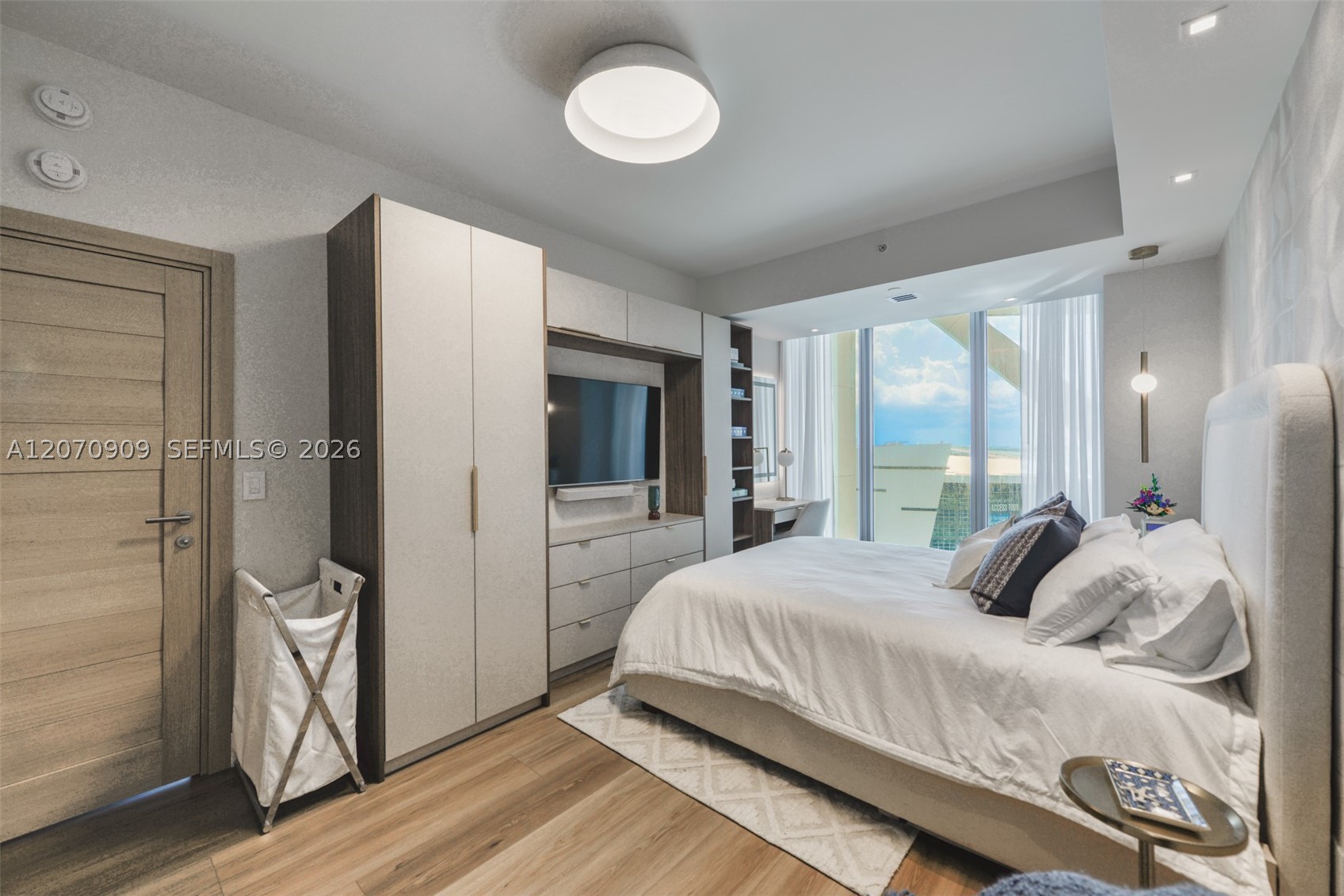 888 Biscayne Blvd #1509, Miami FL 33132