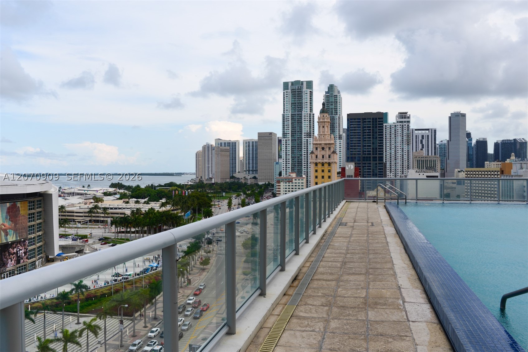 888 Biscayne Blvd #1509, Miami FL 33132