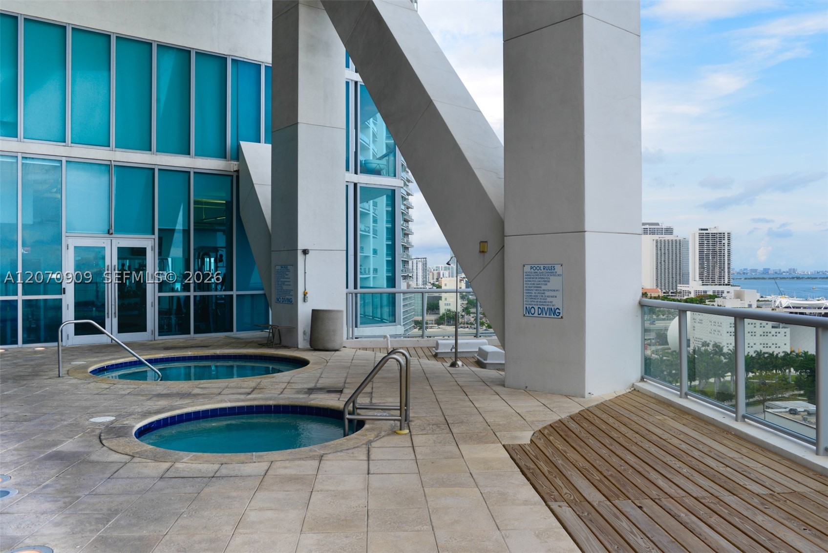 888 Biscayne Blvd #1509, Miami FL 33132
