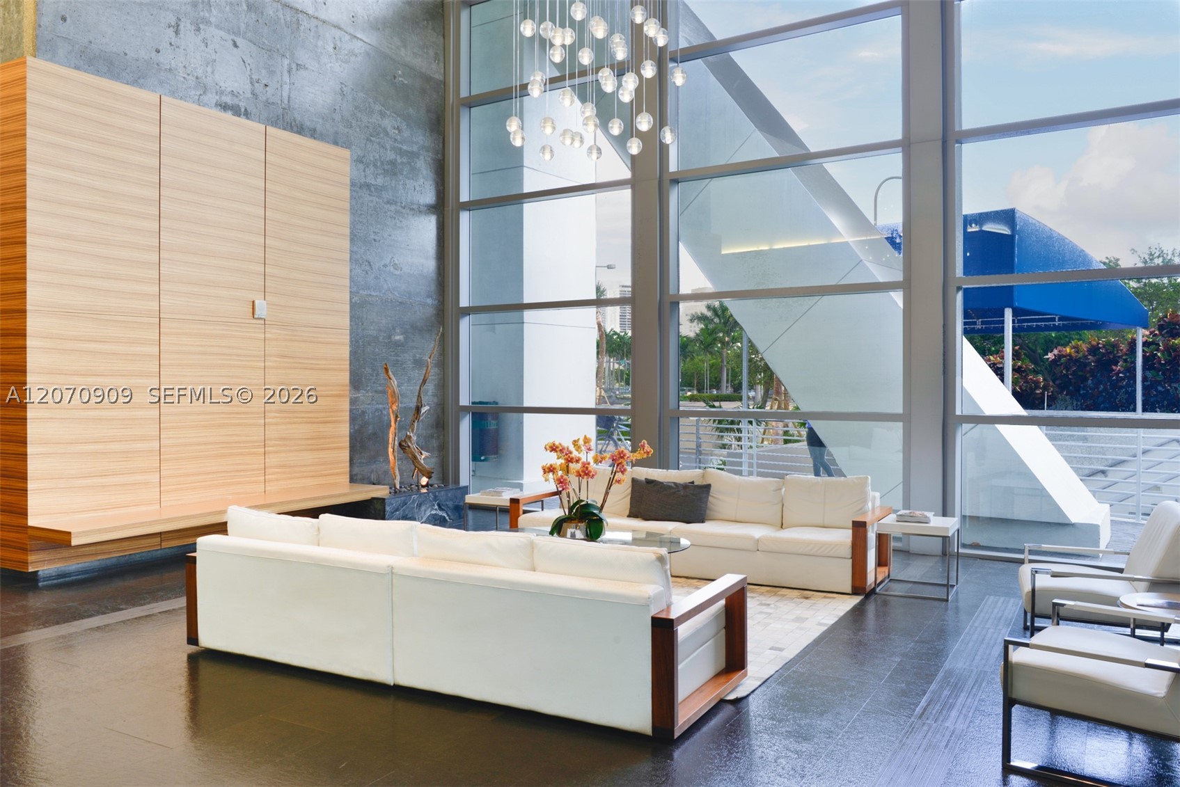 888 Biscayne Blvd #1509, Miami FL 33132