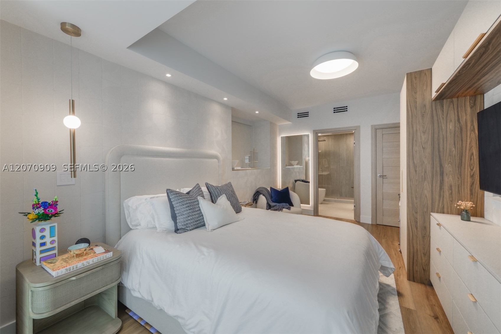 888 Biscayne Blvd #1509, Miami FL 33132