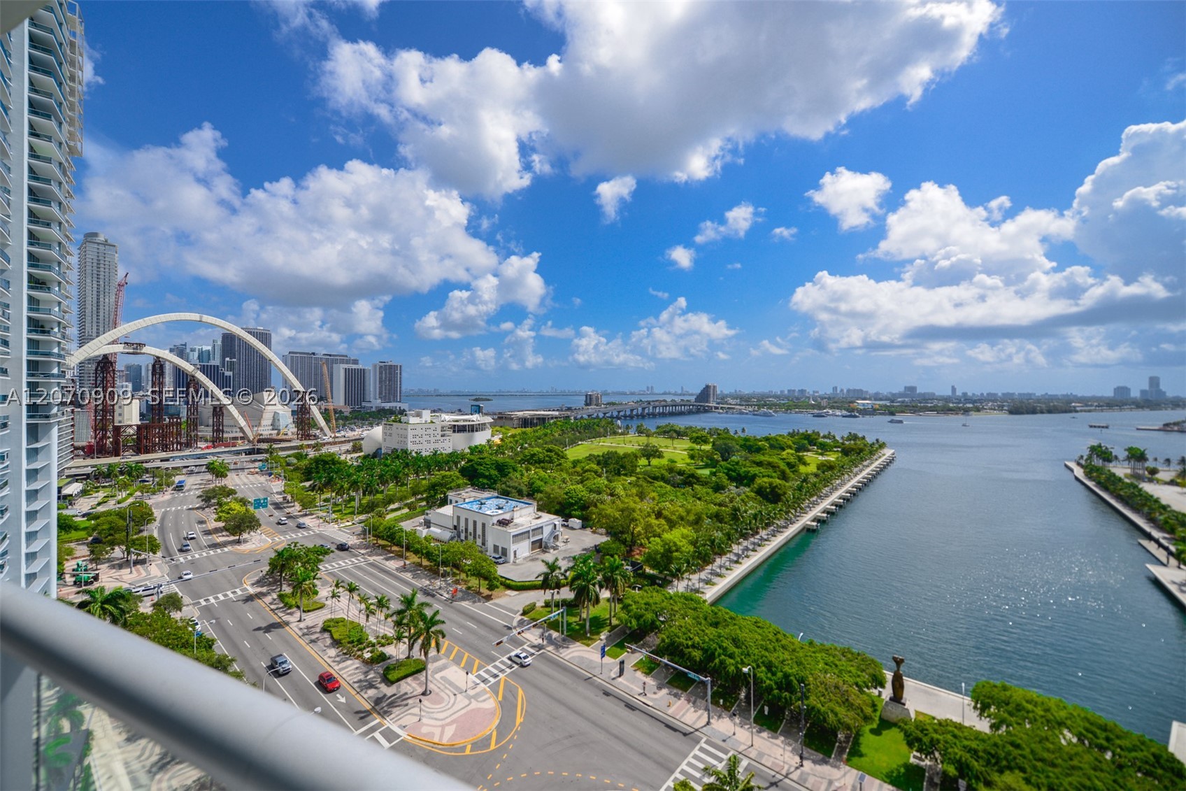 888 Biscayne Blvd #1509, Miami FL 33132
