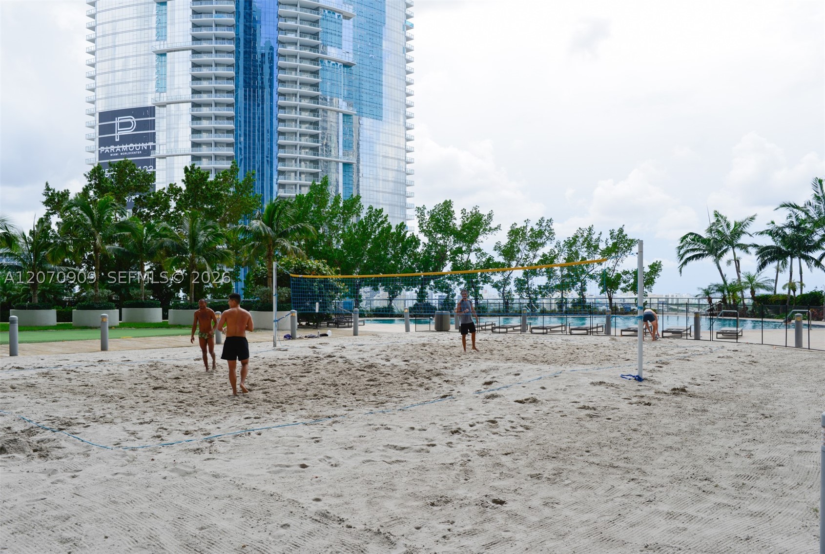 888 Biscayne Blvd #1509, Miami FL 33132