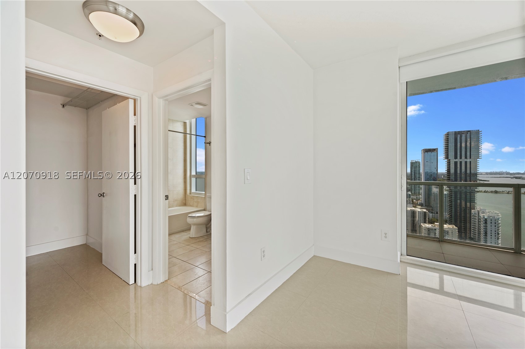 1900 N Bayshore Dr #4302, Miami FL 33132