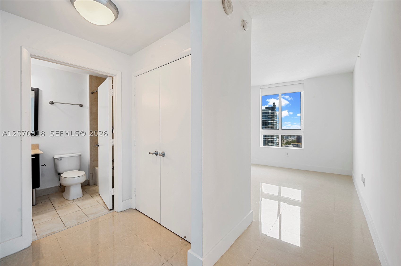 1900 N Bayshore Dr #4302, Miami FL 33132