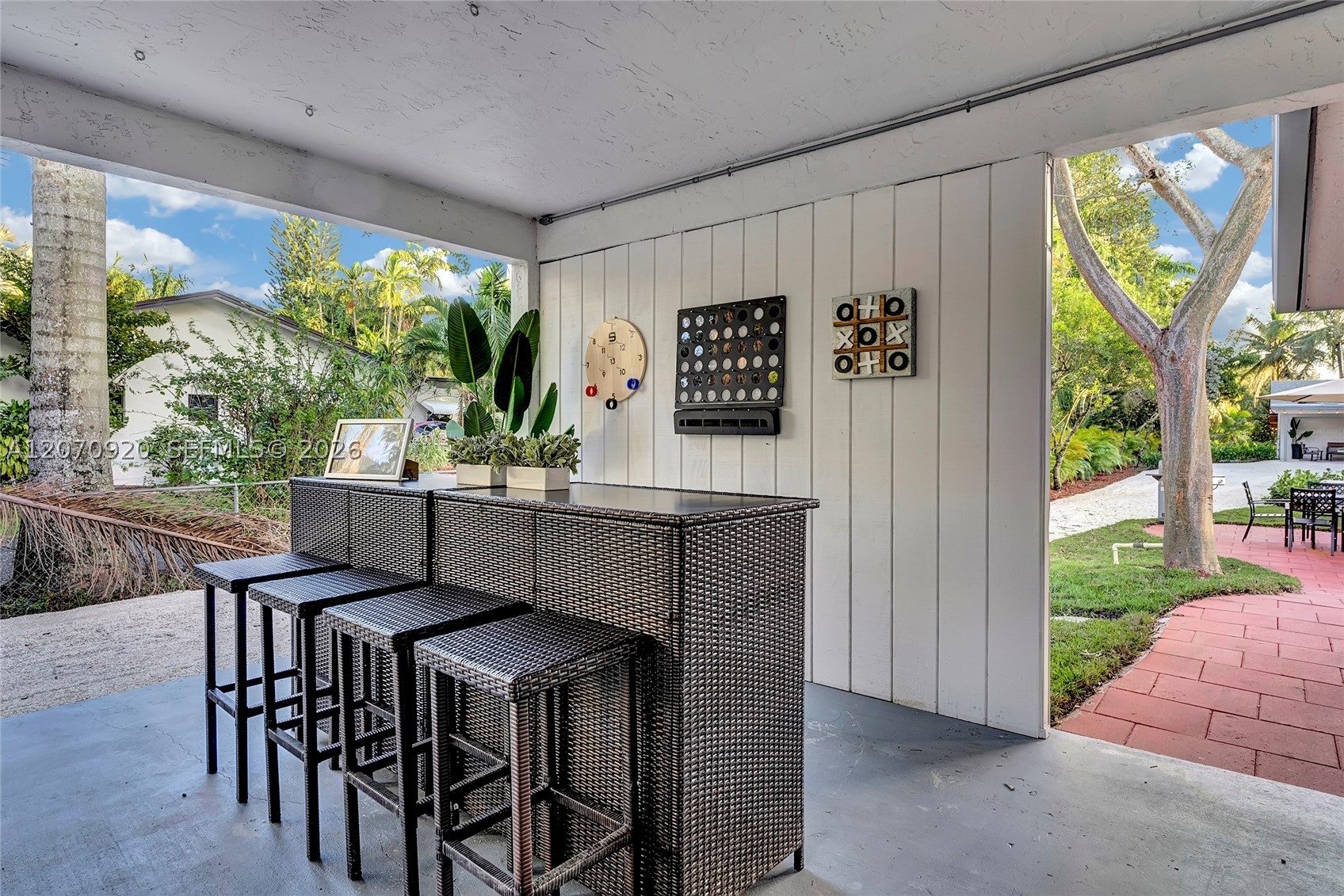 14330 SW 20th St, Davie FL 33325