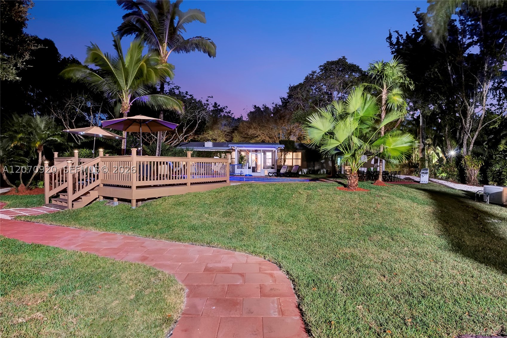 14330 SW 20th St, Davie FL 33325