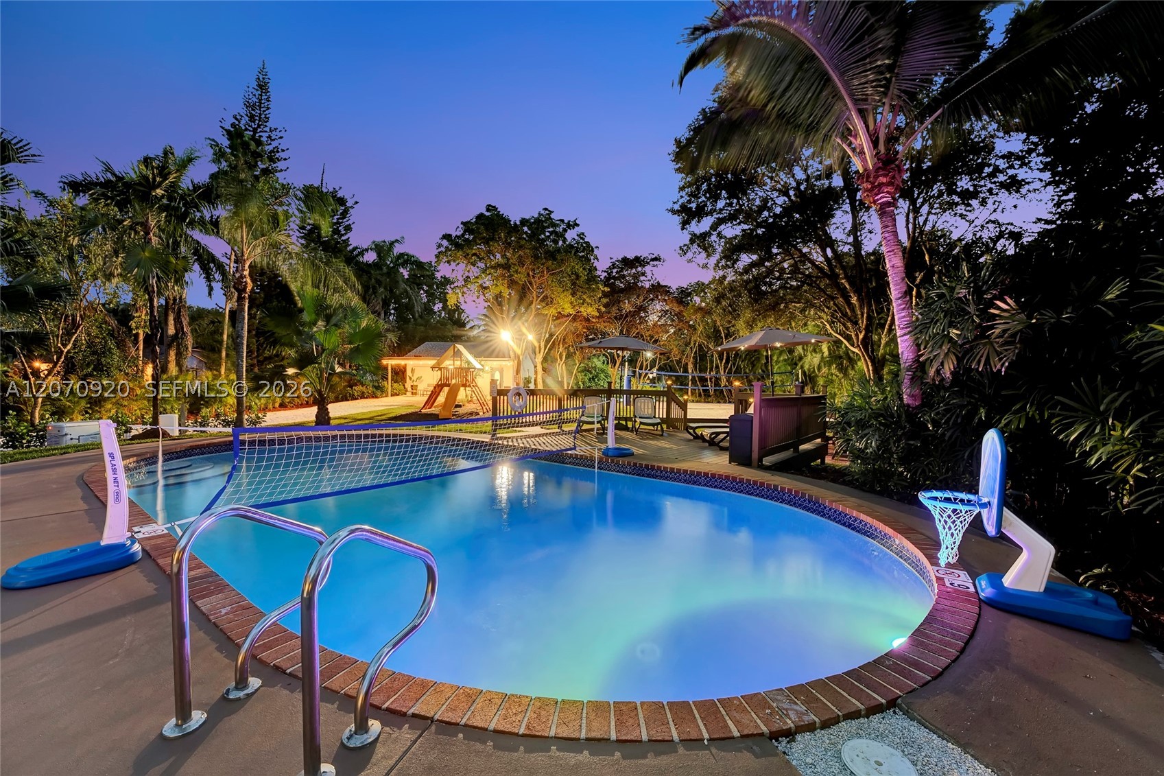 14330 SW 20th St, Davie FL 33325