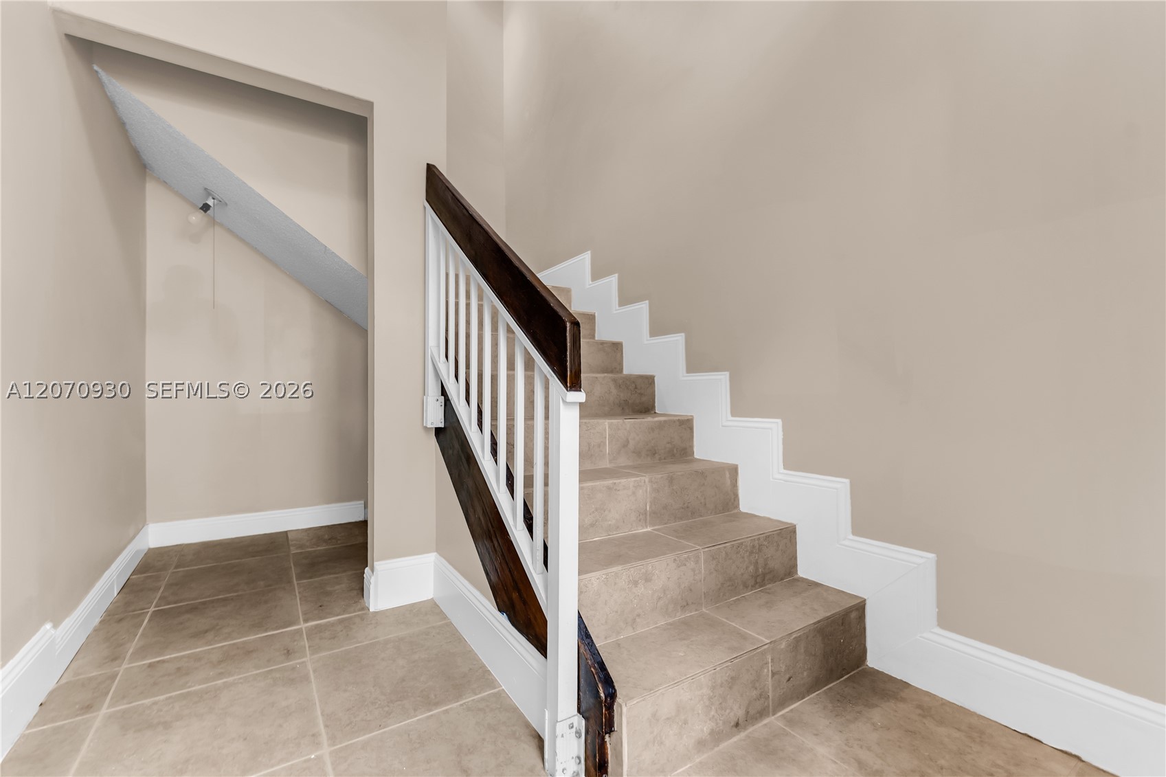 15563 N Miami Lakeway N #204, Miami Lakes FL 33014