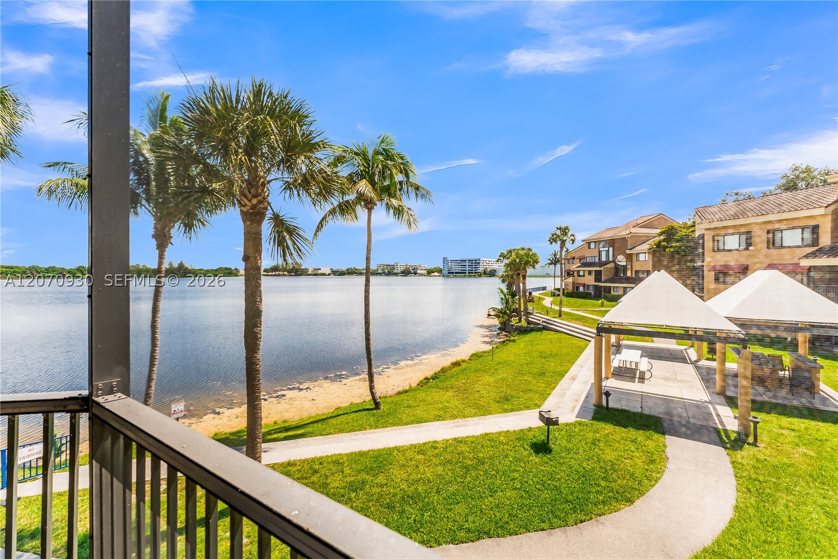 15563 N Miami Lakeway N #204, Miami Lakes FL 33014