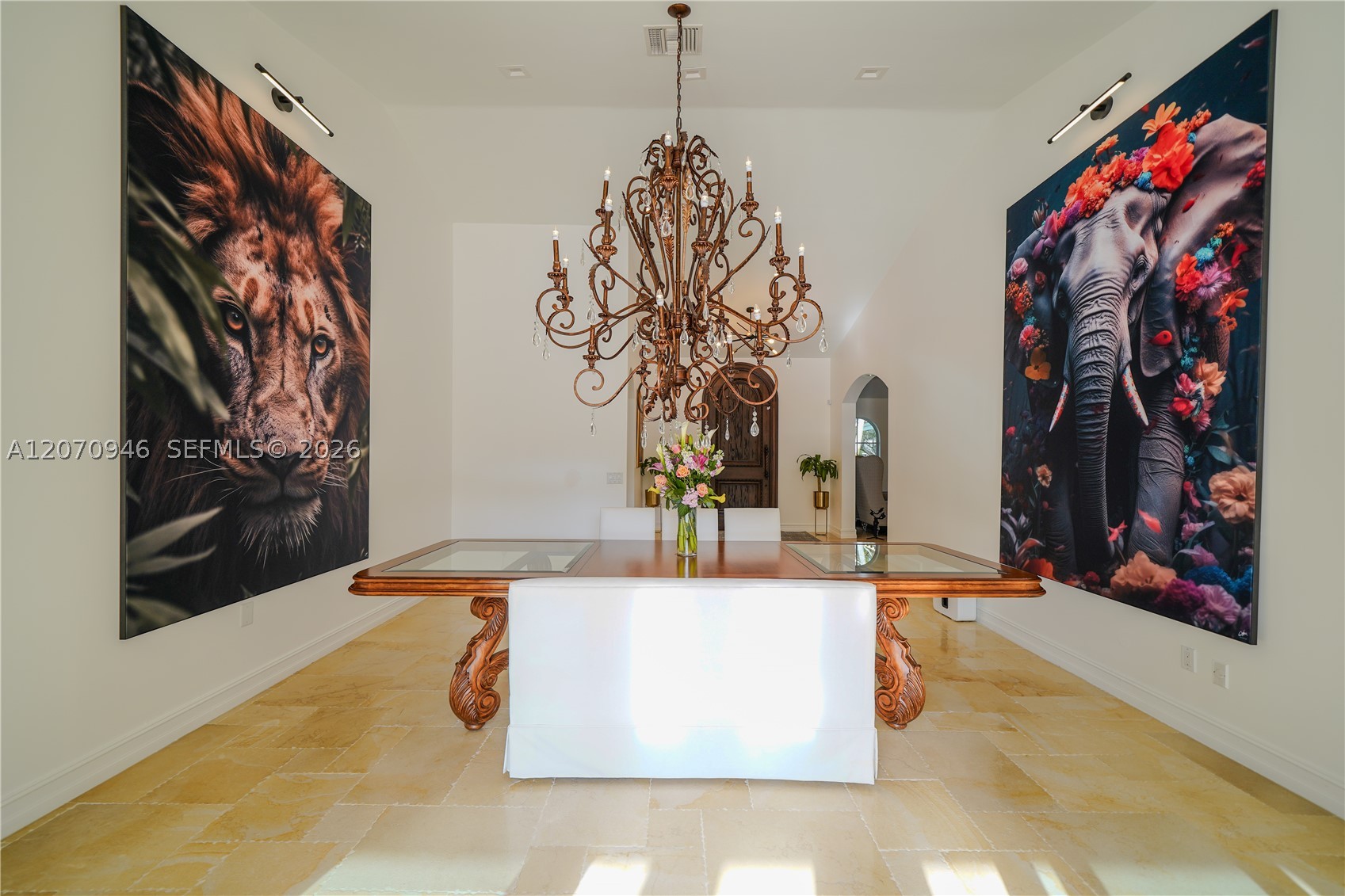 8134 Twin Lake Dr, Boca Raton FL 33496