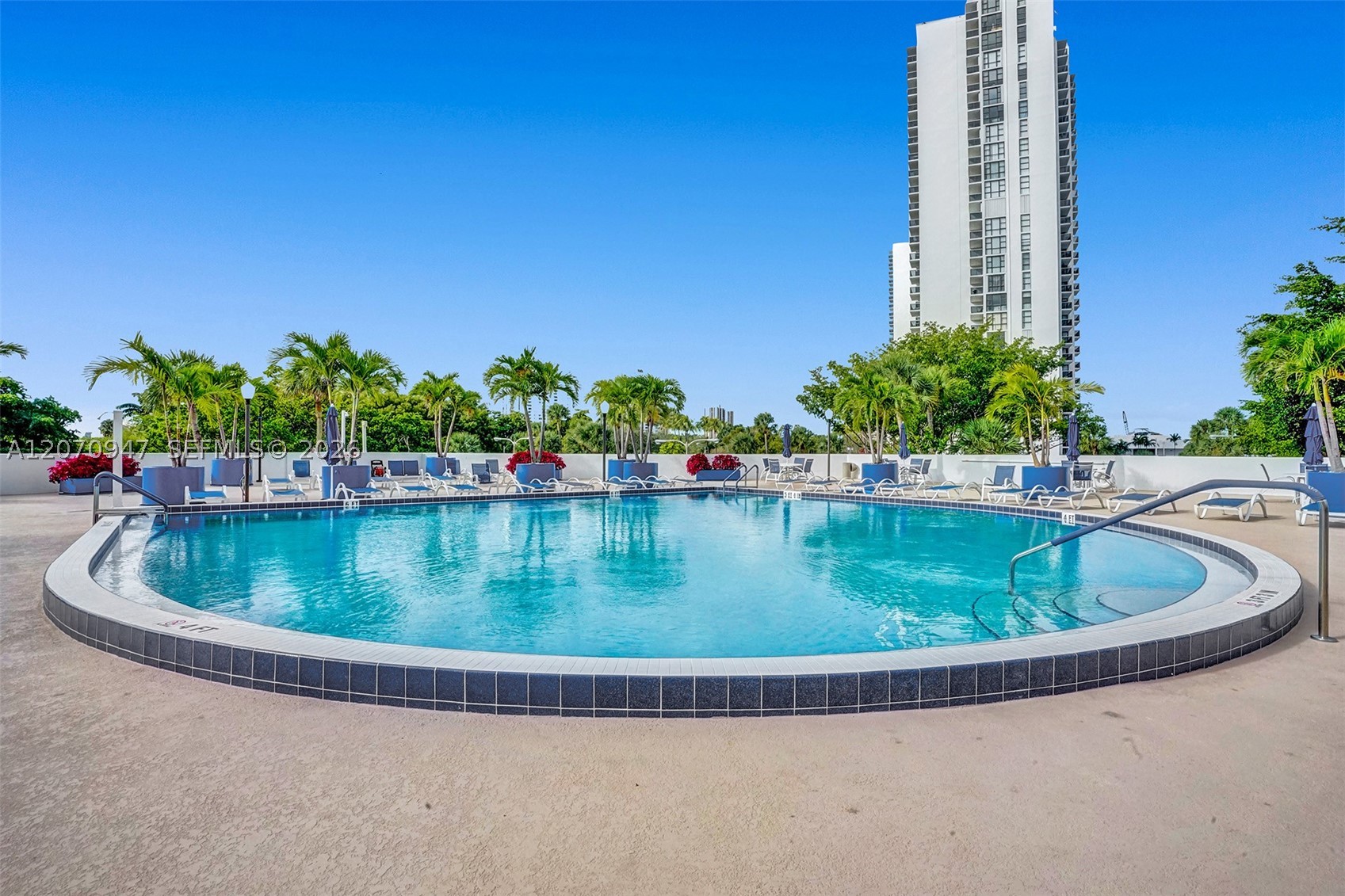Aventura FL 33180 - A12070947
