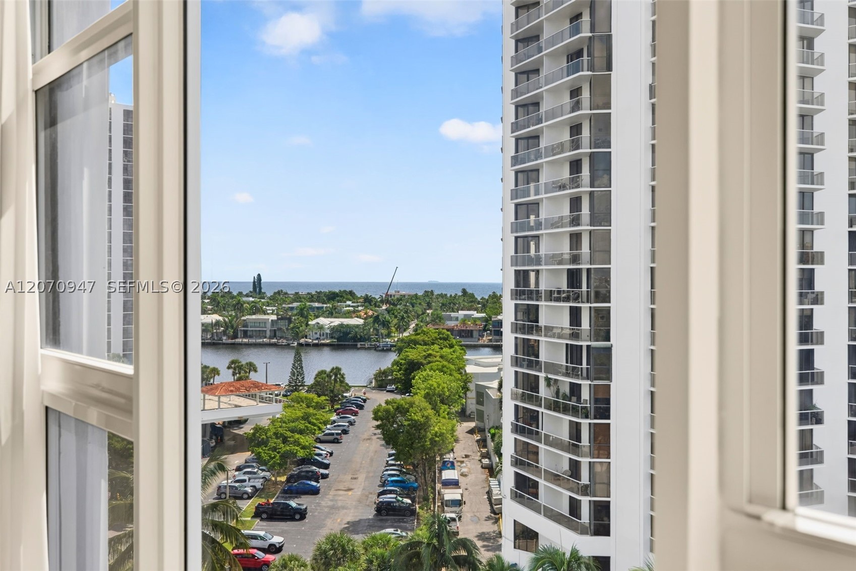 3731 N Country Club Dr #1023, Aventura FL 33180