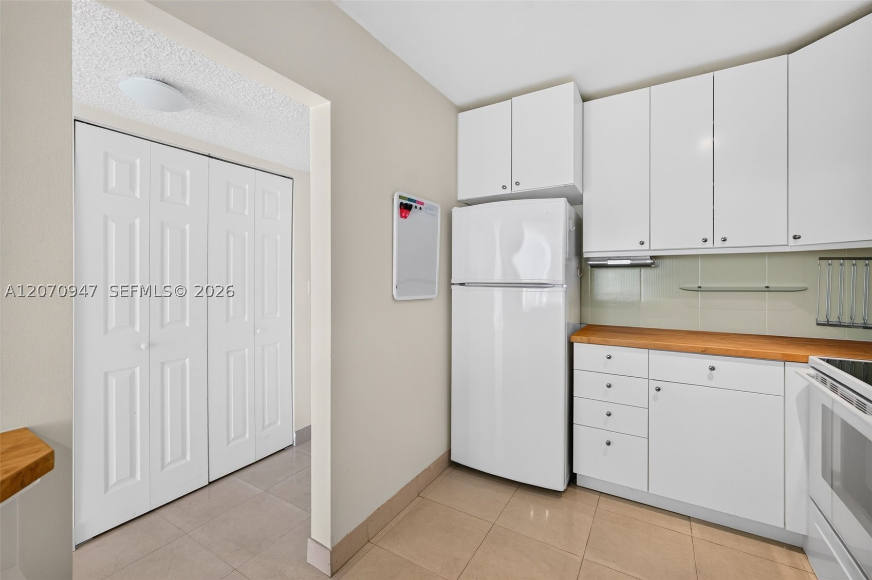3731 N Country Club Dr #1023, Aventura FL 33180