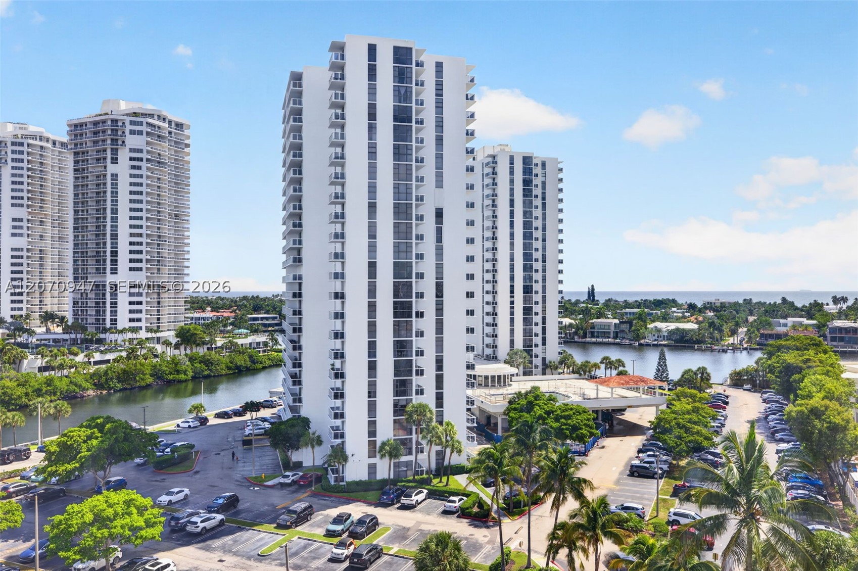 3731 N Country Club Dr #1023, Aventura FL 33180