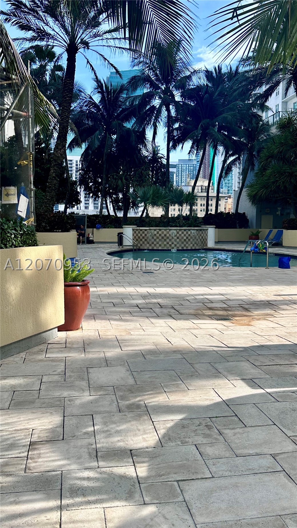 253 NE 2nd St #902, Miami FL 33132