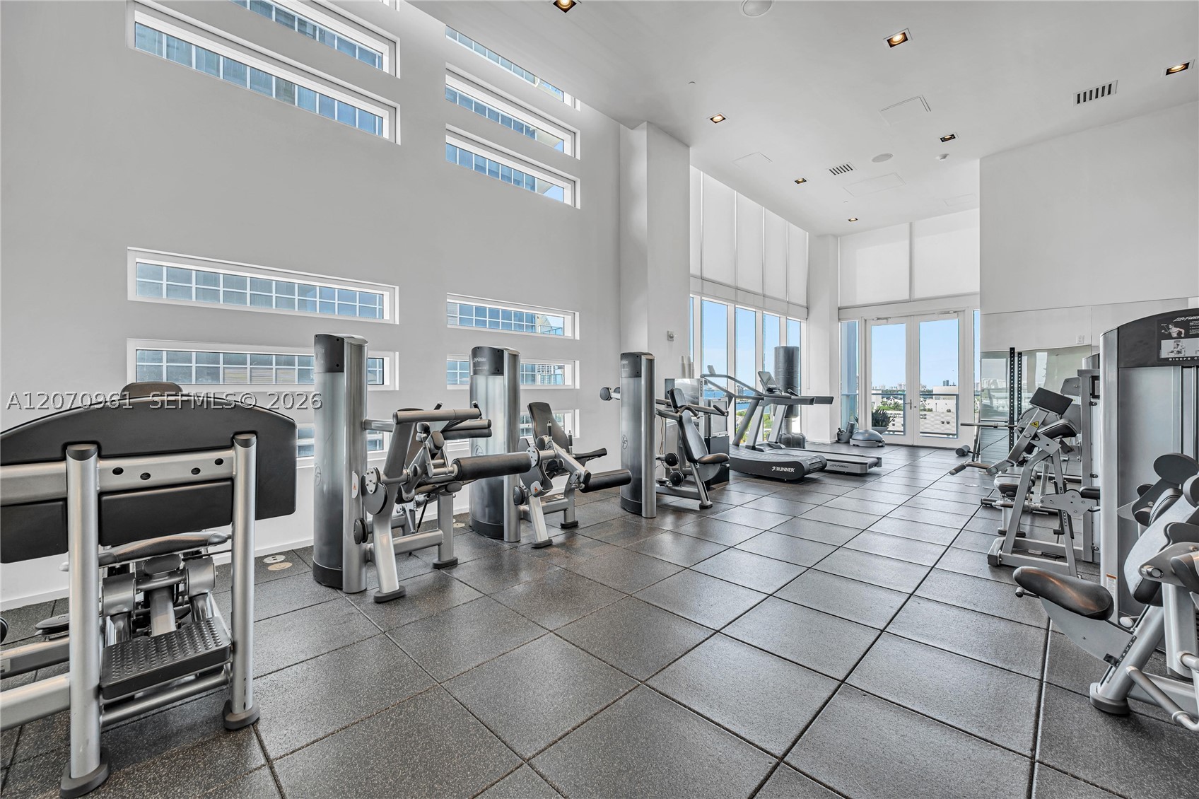 1040 Biscayne Blvd #2603, Miami FL 33132