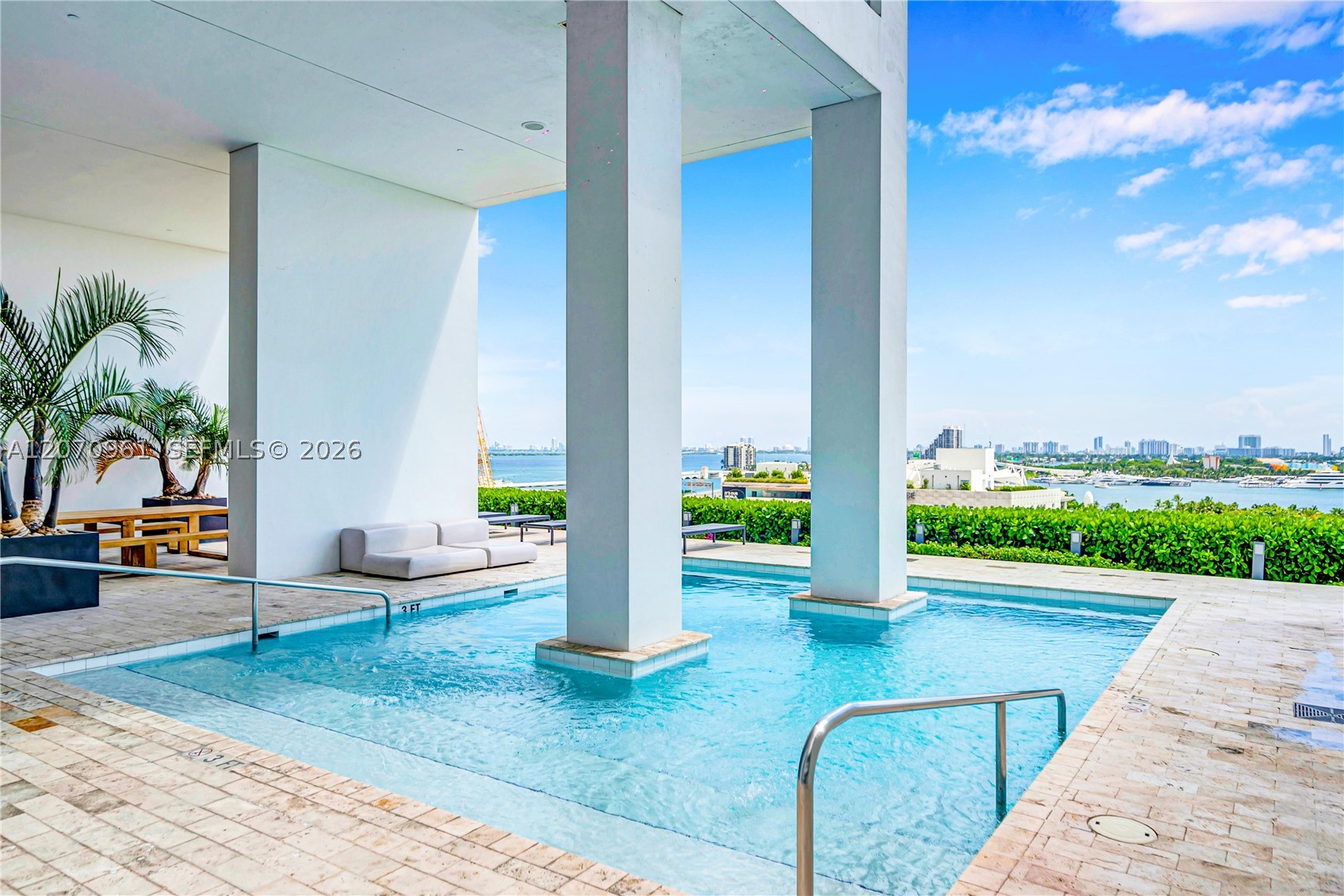 1040 Biscayne Blvd #2603, Miami FL 33132