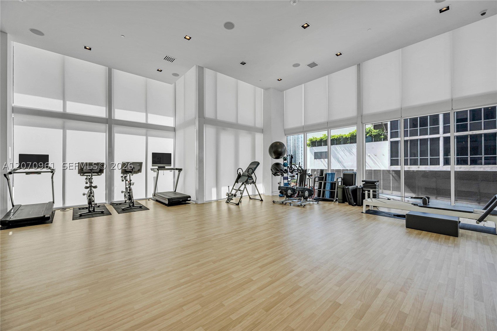 1040 Biscayne Blvd #2603, Miami FL 33132