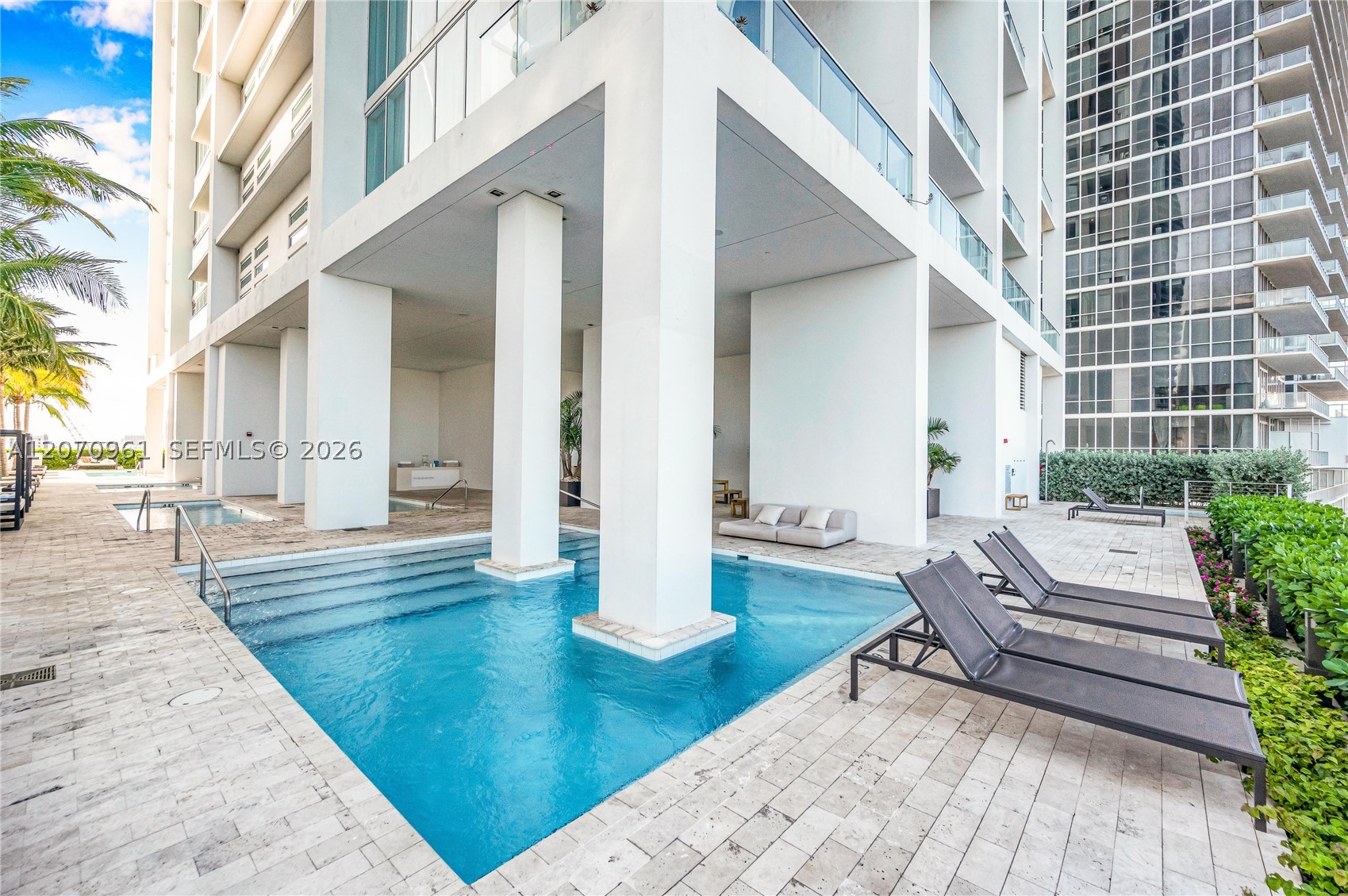 1040 Biscayne Blvd #2603, Miami FL 33132