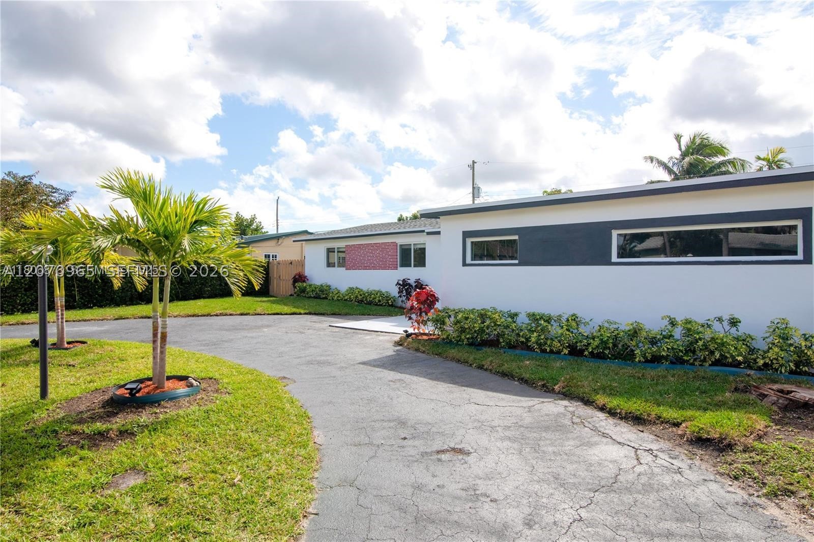 9310 SW 57th Ter, Miami FL 33173