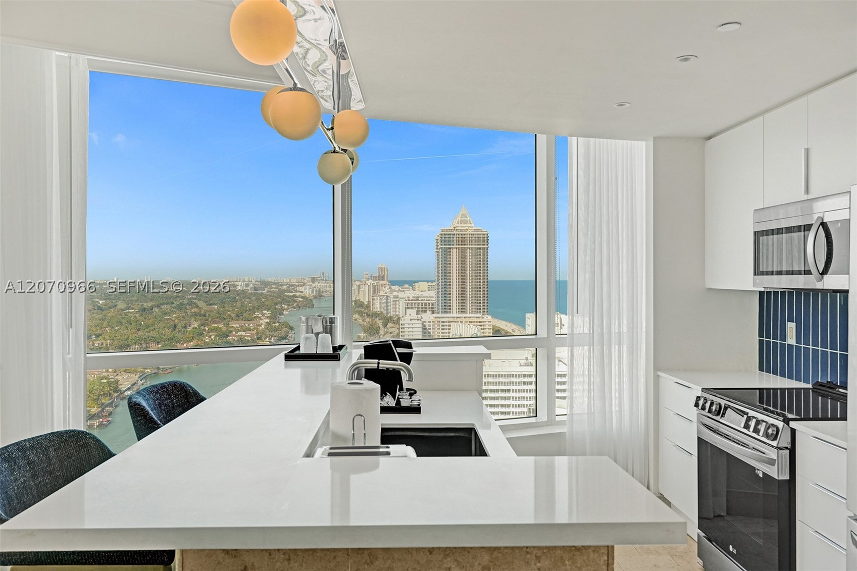 4401 Collins Ave #2915, Miami Beach FL 33140