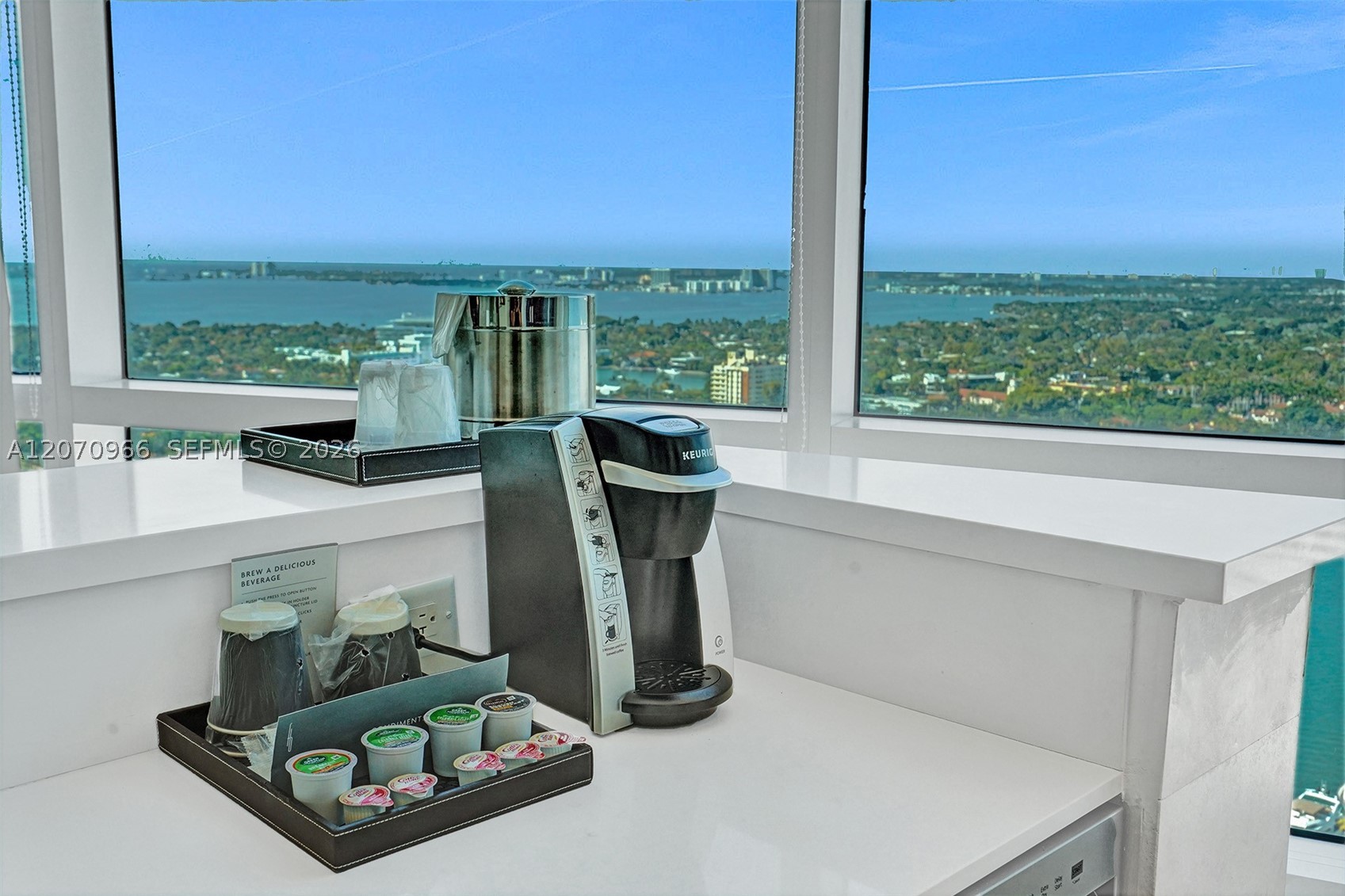 4401 Collins Ave #2915, Miami Beach FL 33140