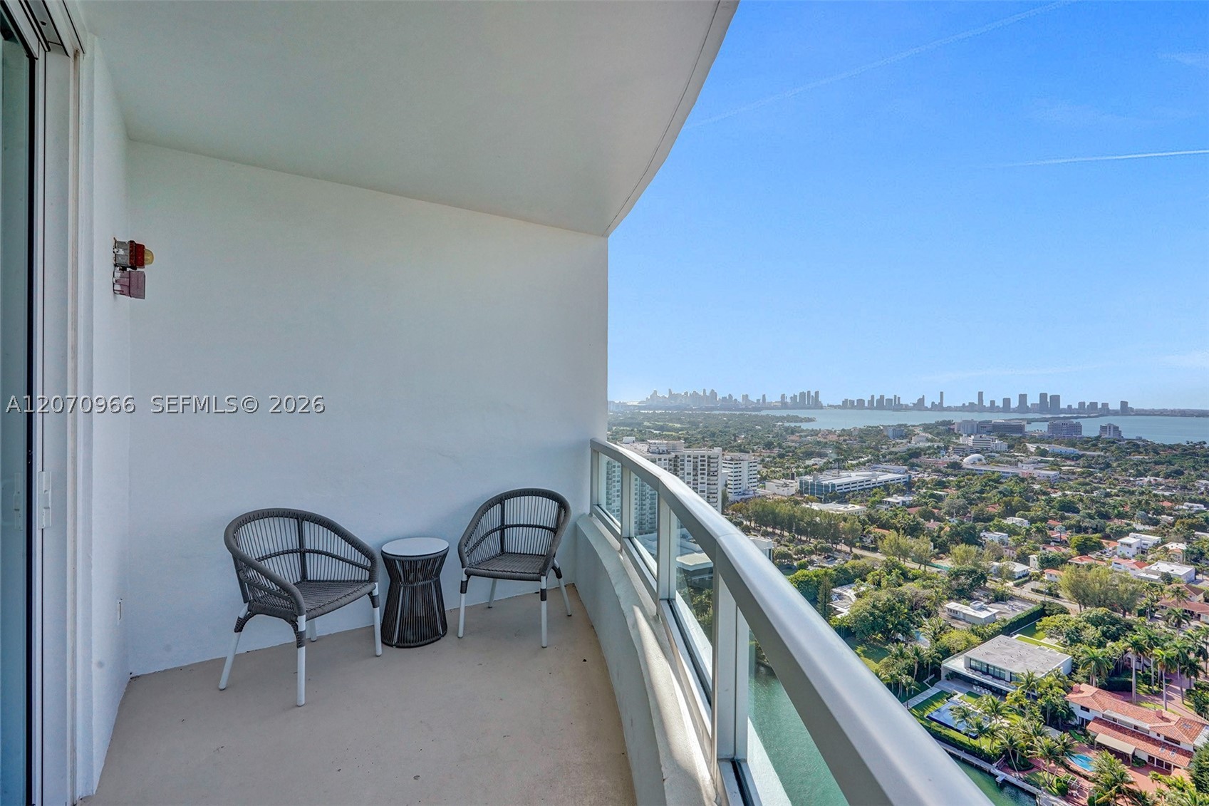 4401 Collins Ave #2915, Miami Beach FL 33140
