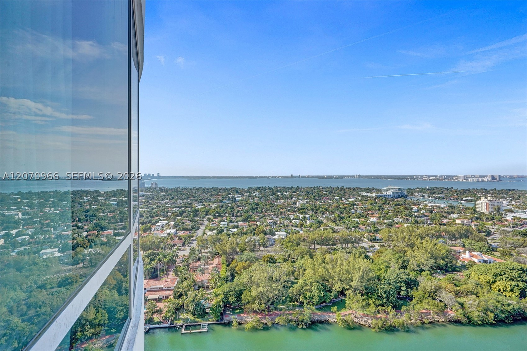 4401 Collins Ave #2915, Miami Beach FL 33140