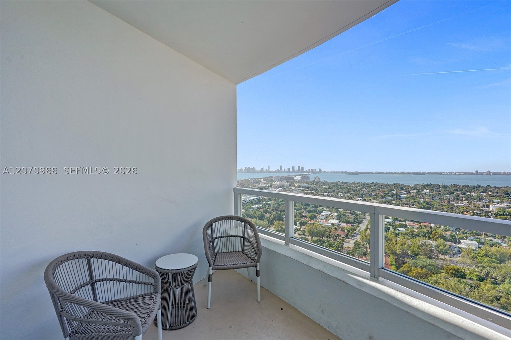 4401 Collins Ave #2915, Miami Beach FL 33140