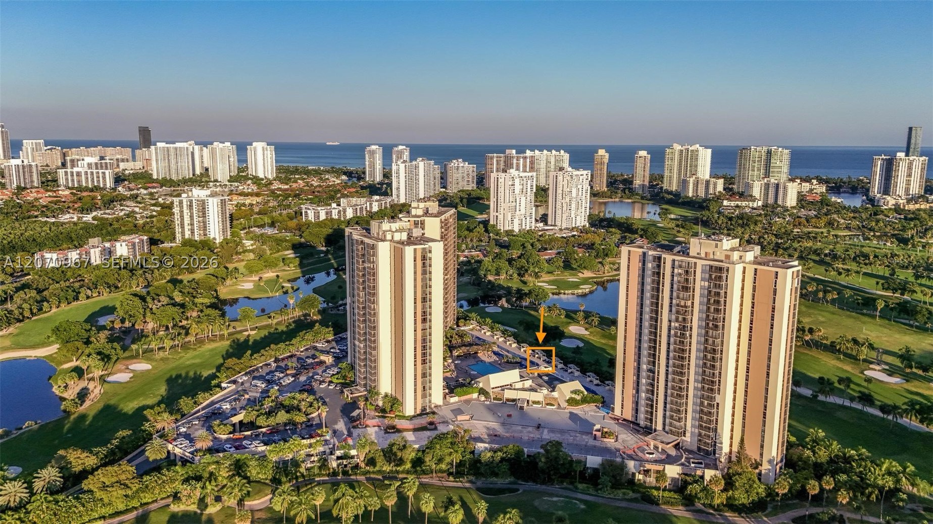20347 W Country Club Dr #TH15, Aventura FL 33180