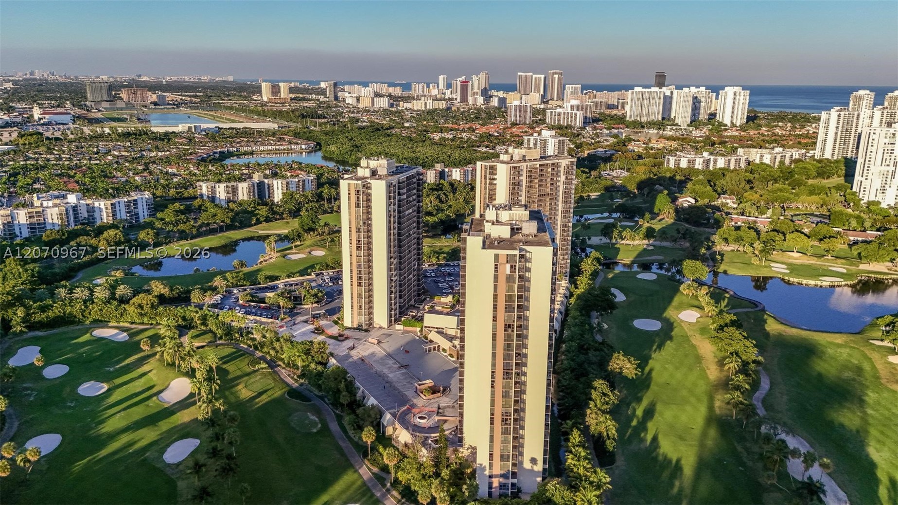 20347 W Country Club Dr #TH15, Aventura FL 33180