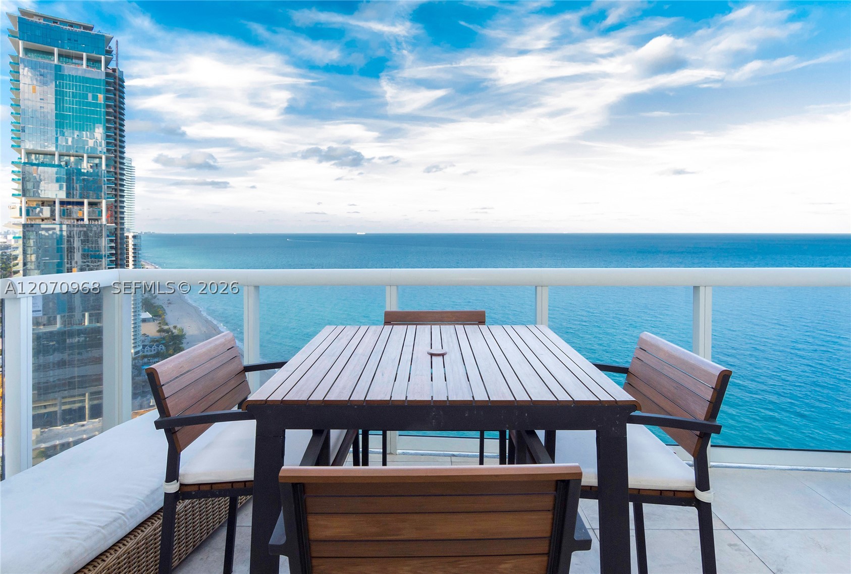 18201 Collins Ave #4208, Sunny Isles Beach FL 33160