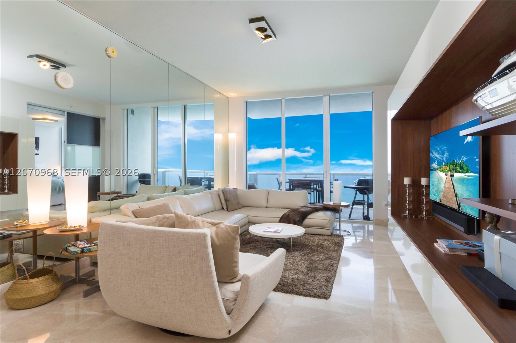 18201 Collins Ave #4208, Sunny Isles Beach FL 33160