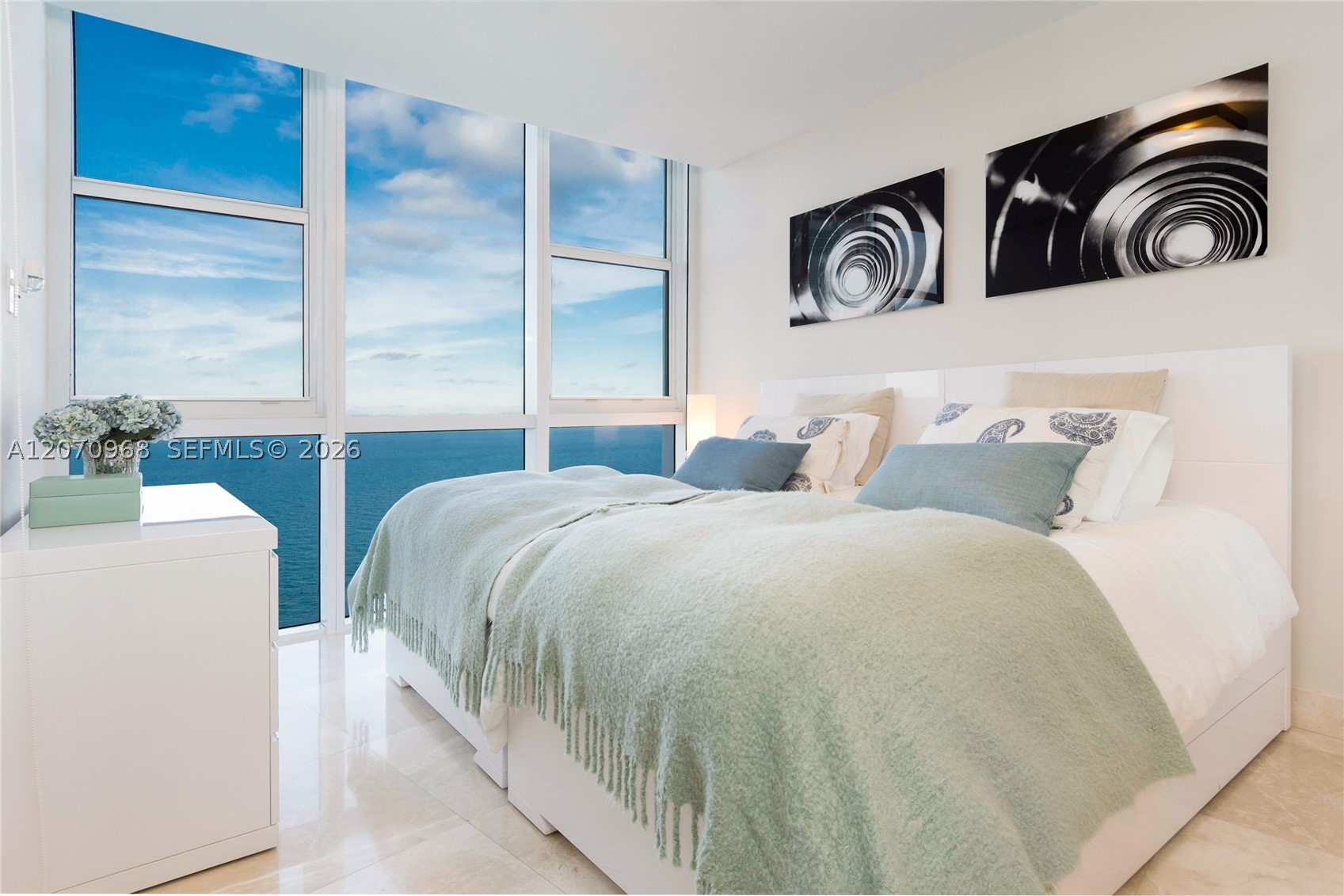 18201 Collins Ave #4208, Sunny Isles Beach FL 33160