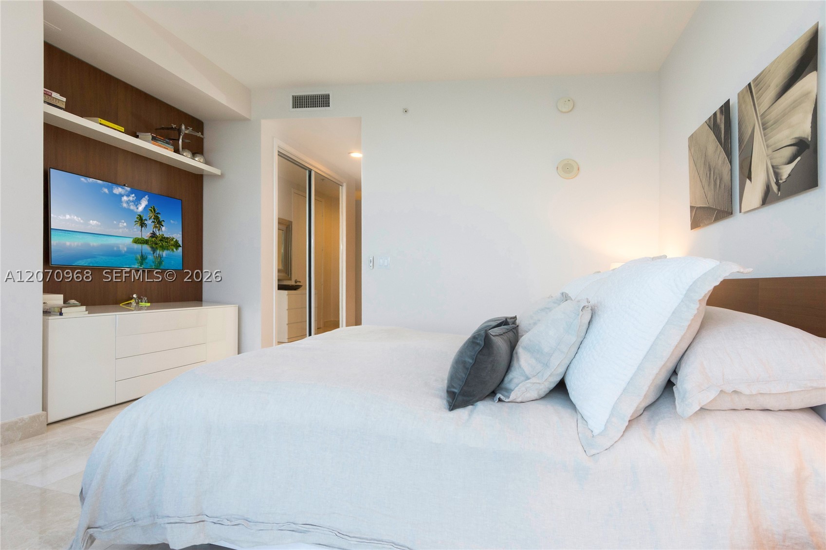 18201 Collins Ave #4208, Sunny Isles Beach FL 33160