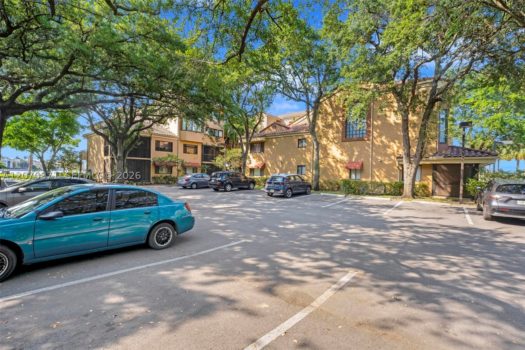 15545 N Miami Lakeway N #106, Miami Lakes FL 33014