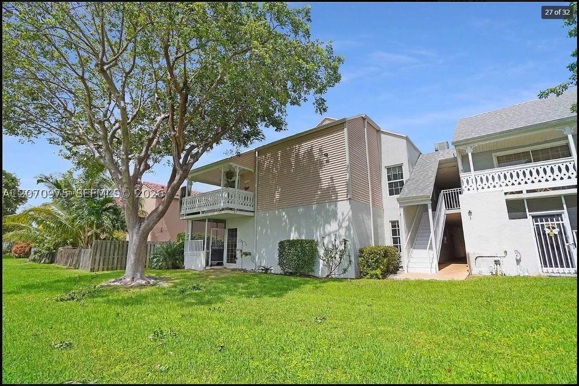 10521 Mahogany Key Cir #207, Miami FL 33196