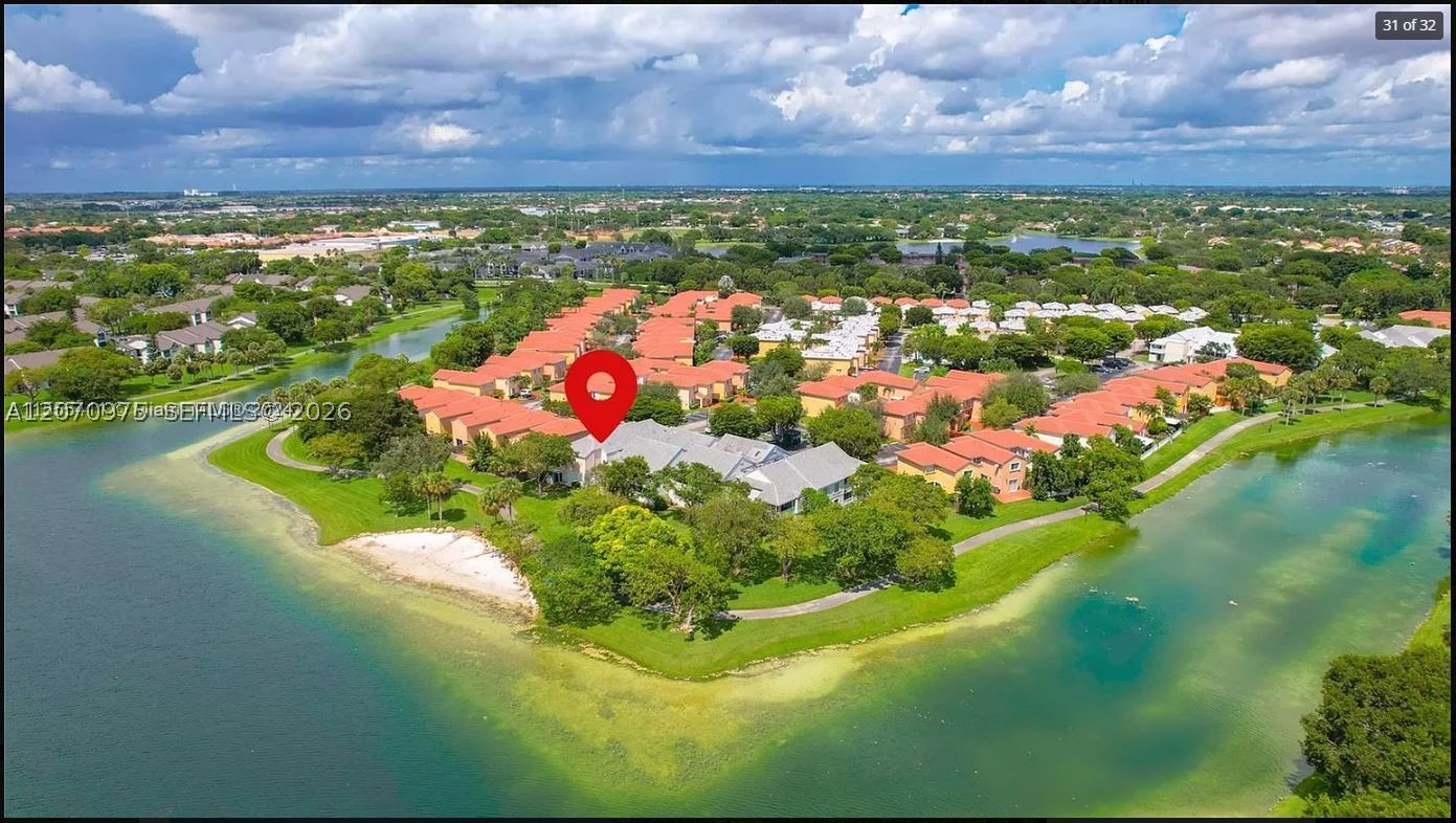 10521 Mahogany Key Cir #207, Miami FL 33196