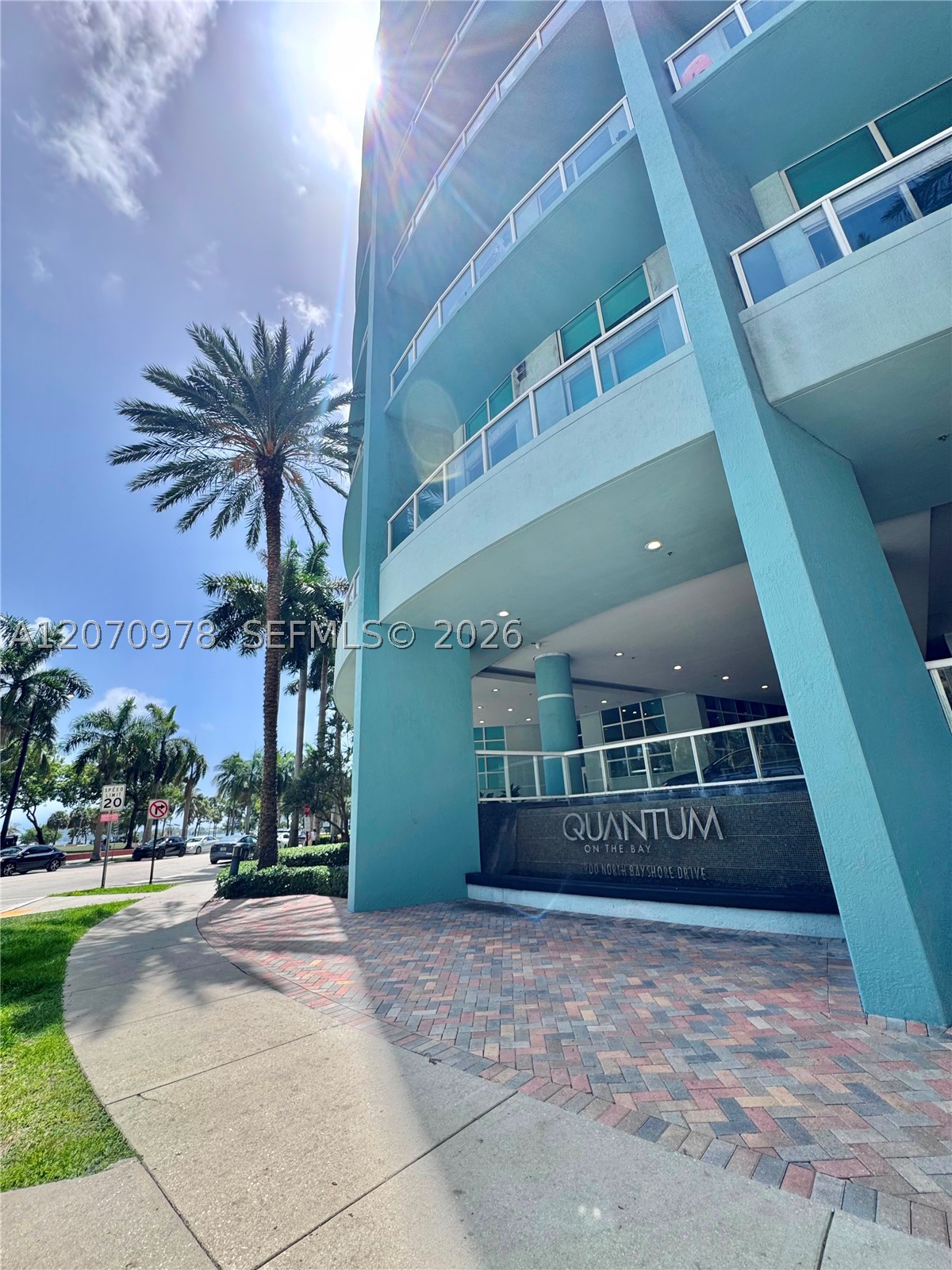 1900 N Bayshore Dr #1807, Miami FL 33132
