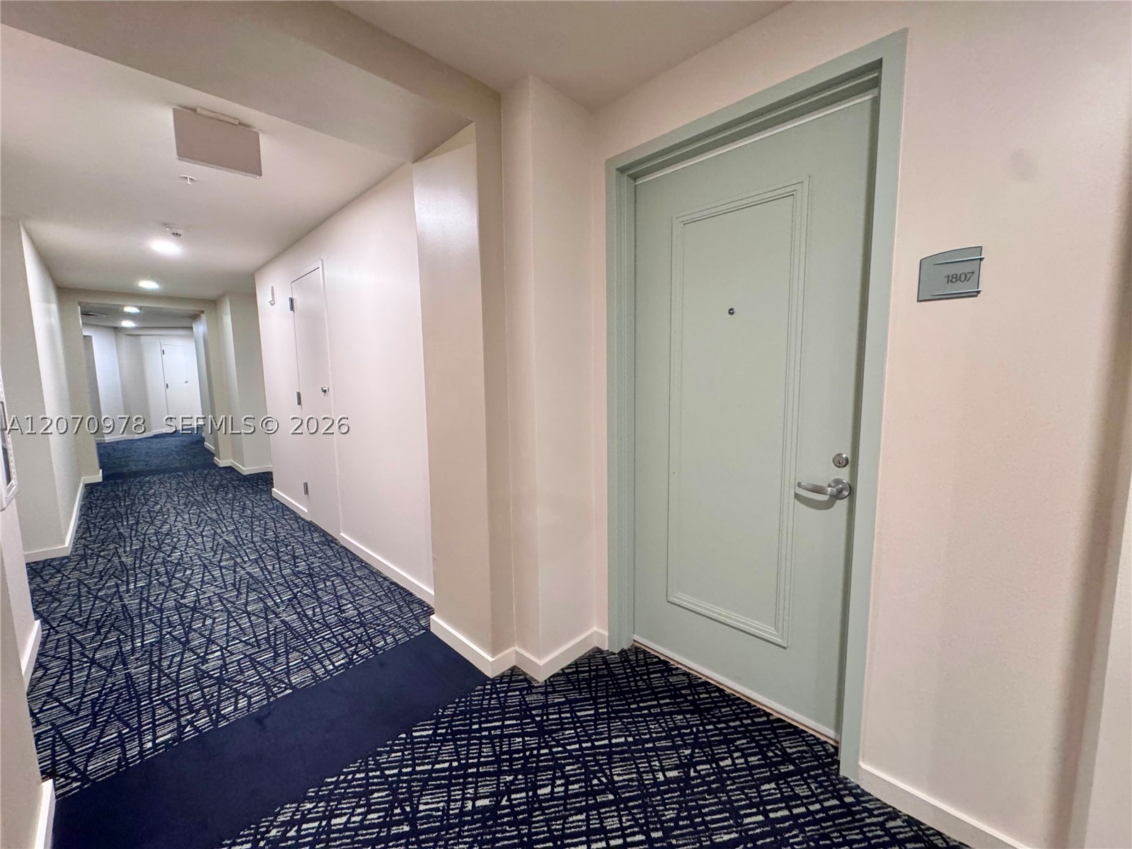 1900 N Bayshore Dr #1807, Miami FL 33132