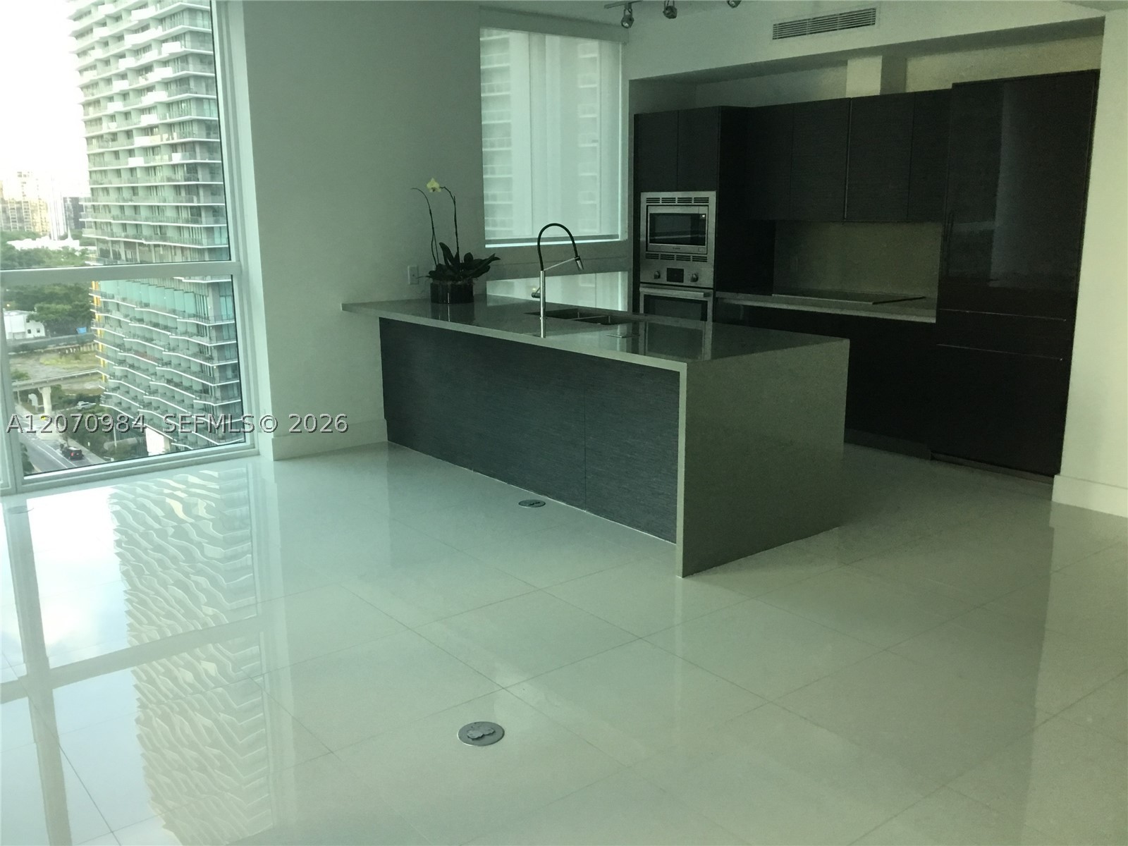 1080 Brickell Ave #1500, Miami FL 33131