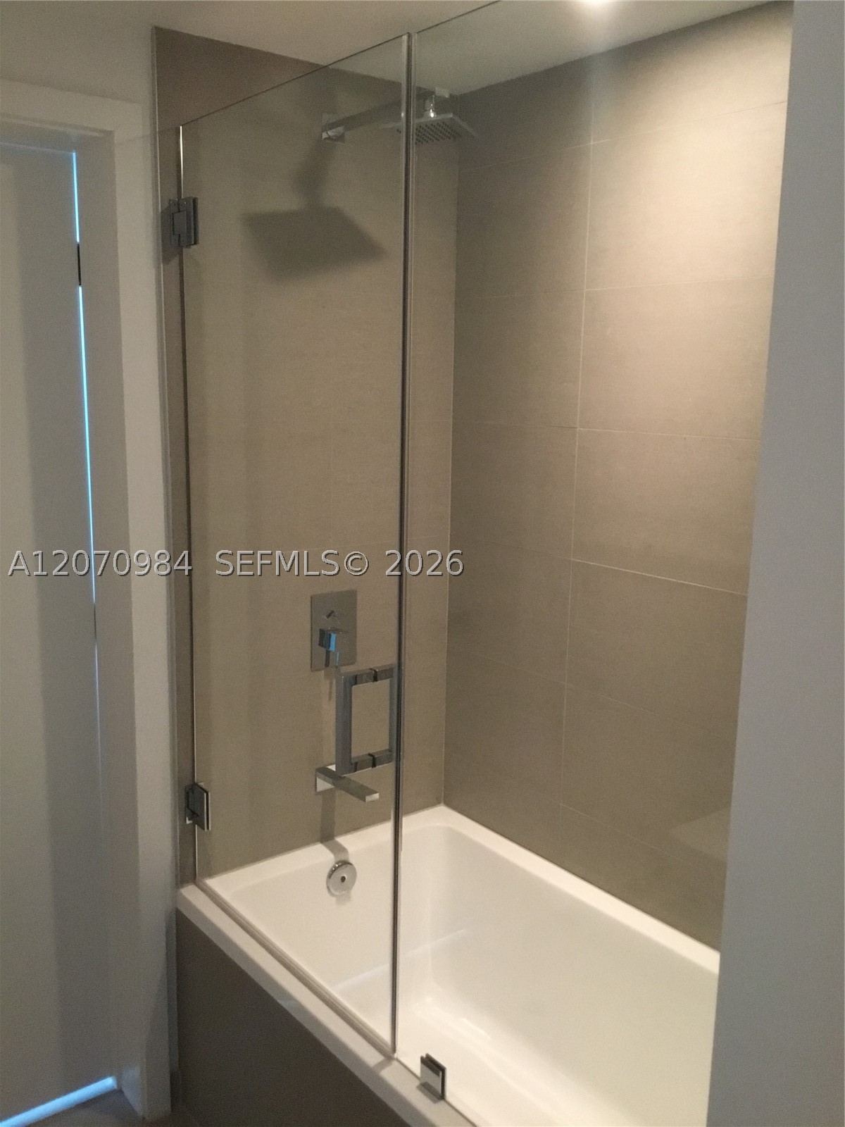 1080 Brickell Ave #1500, Miami FL 33131