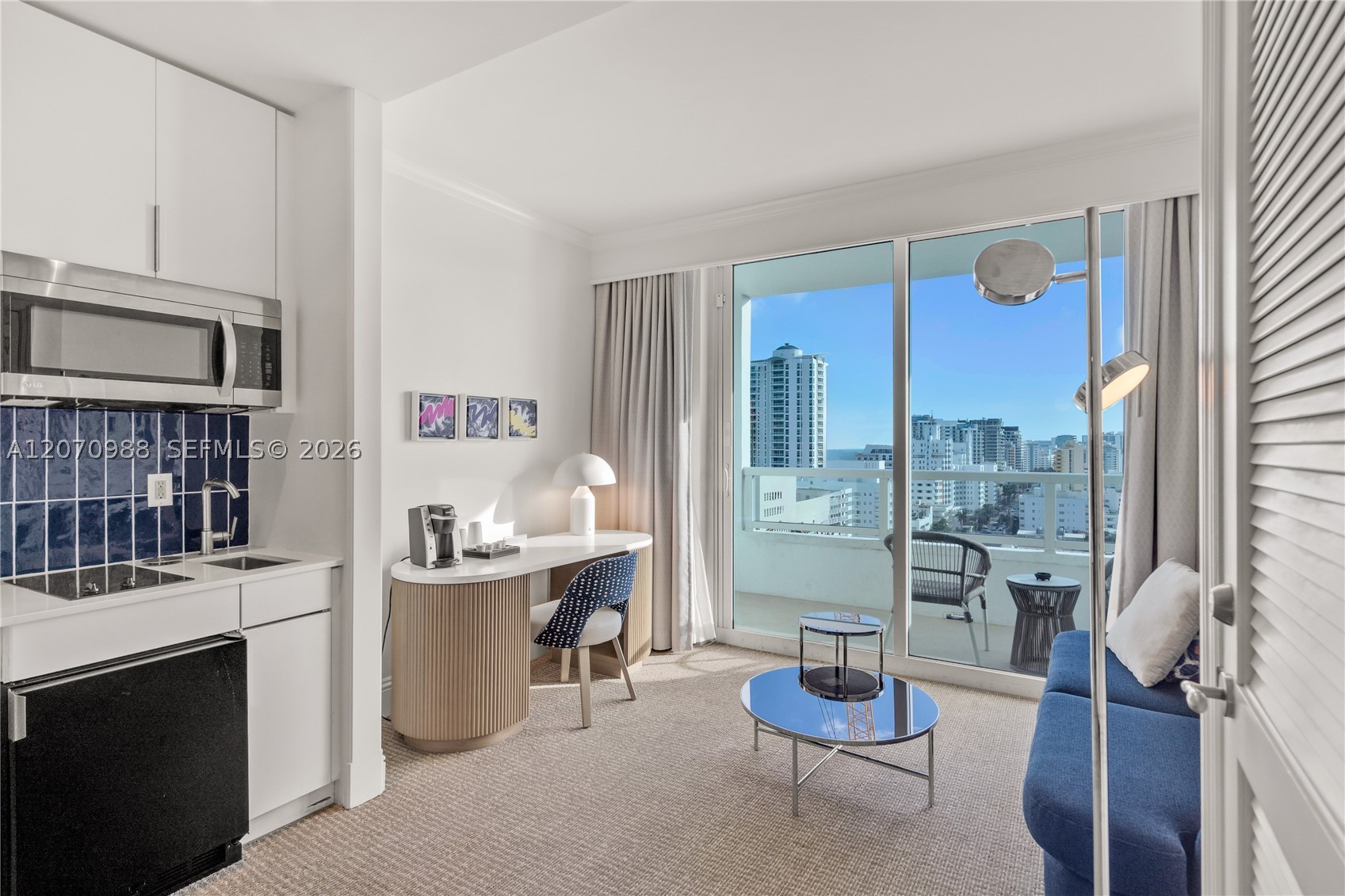 4401 Collins Ave #1508, Miami Beach FL 33140