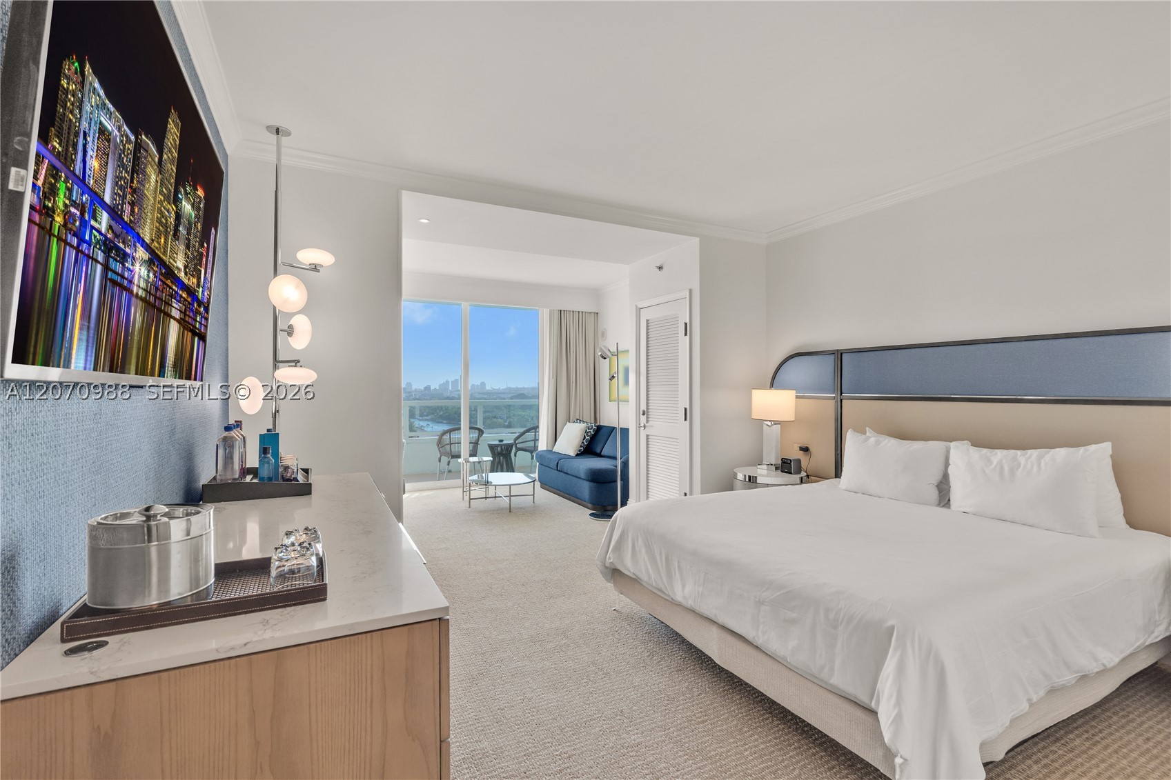 4401 Collins Ave #1508, Miami Beach FL 33140