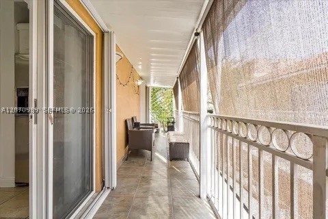 2485  west 76  st #207, Hialeah Gardens FL 33016