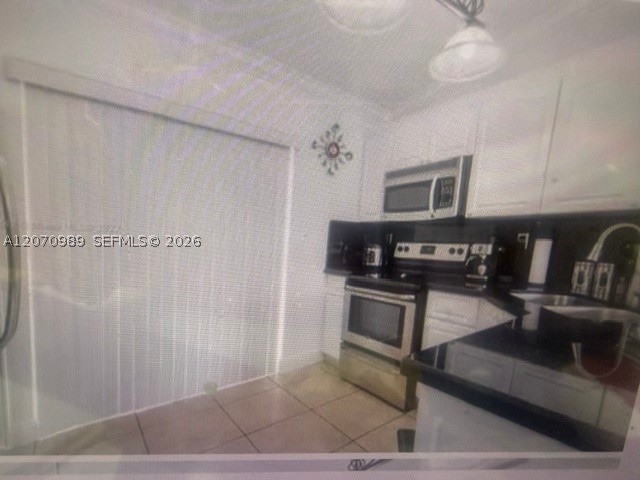 2485  west 76  st #207, Hialeah Gardens FL 33016