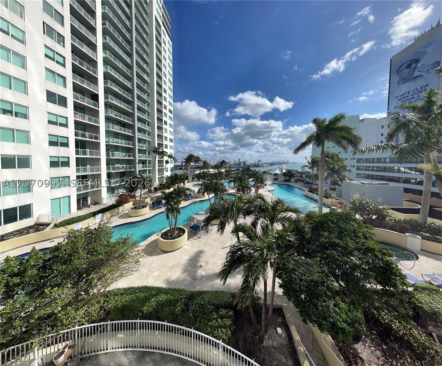 244 Biscayne Blvd #3106, Miami FL 33132