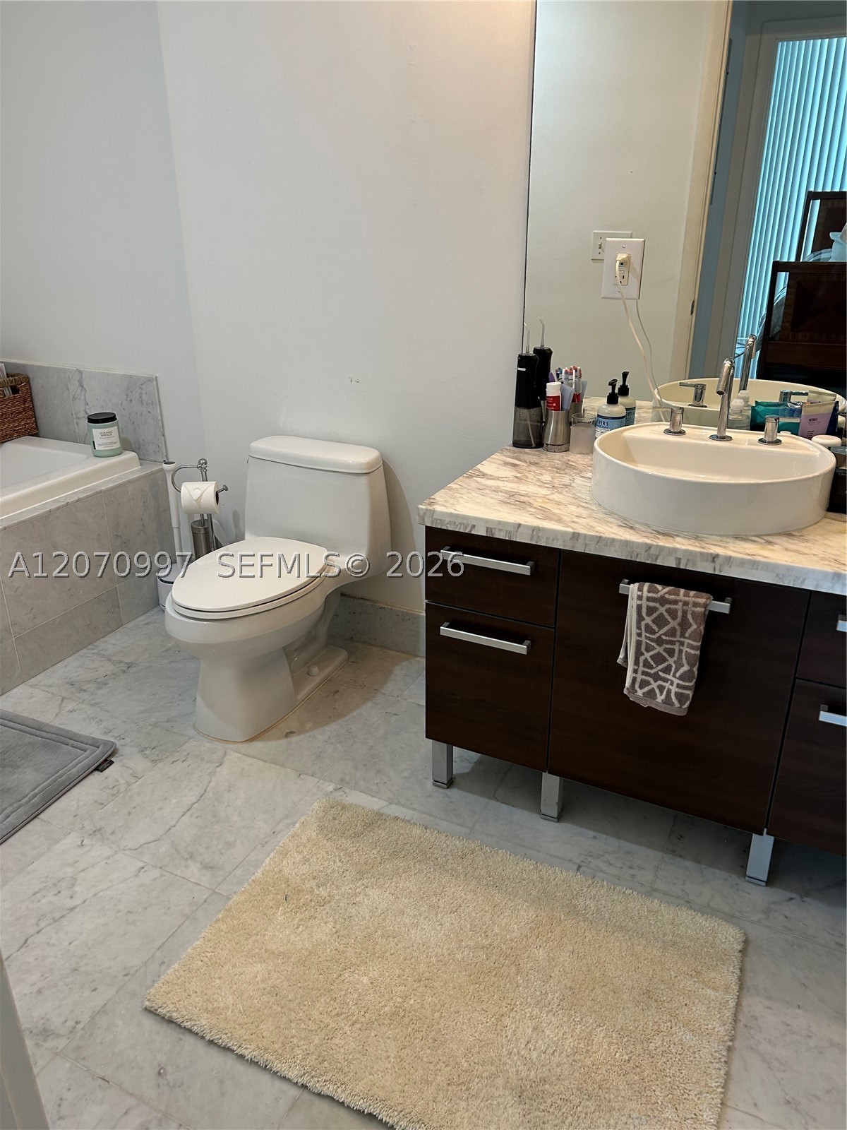 244 Biscayne Blvd #3106, Miami FL 33132