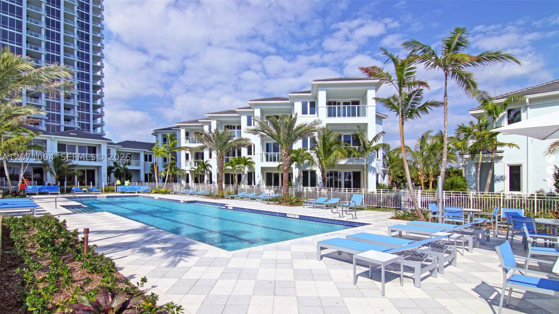 1 Water Club Way #404, North Palm Beach FL 33408